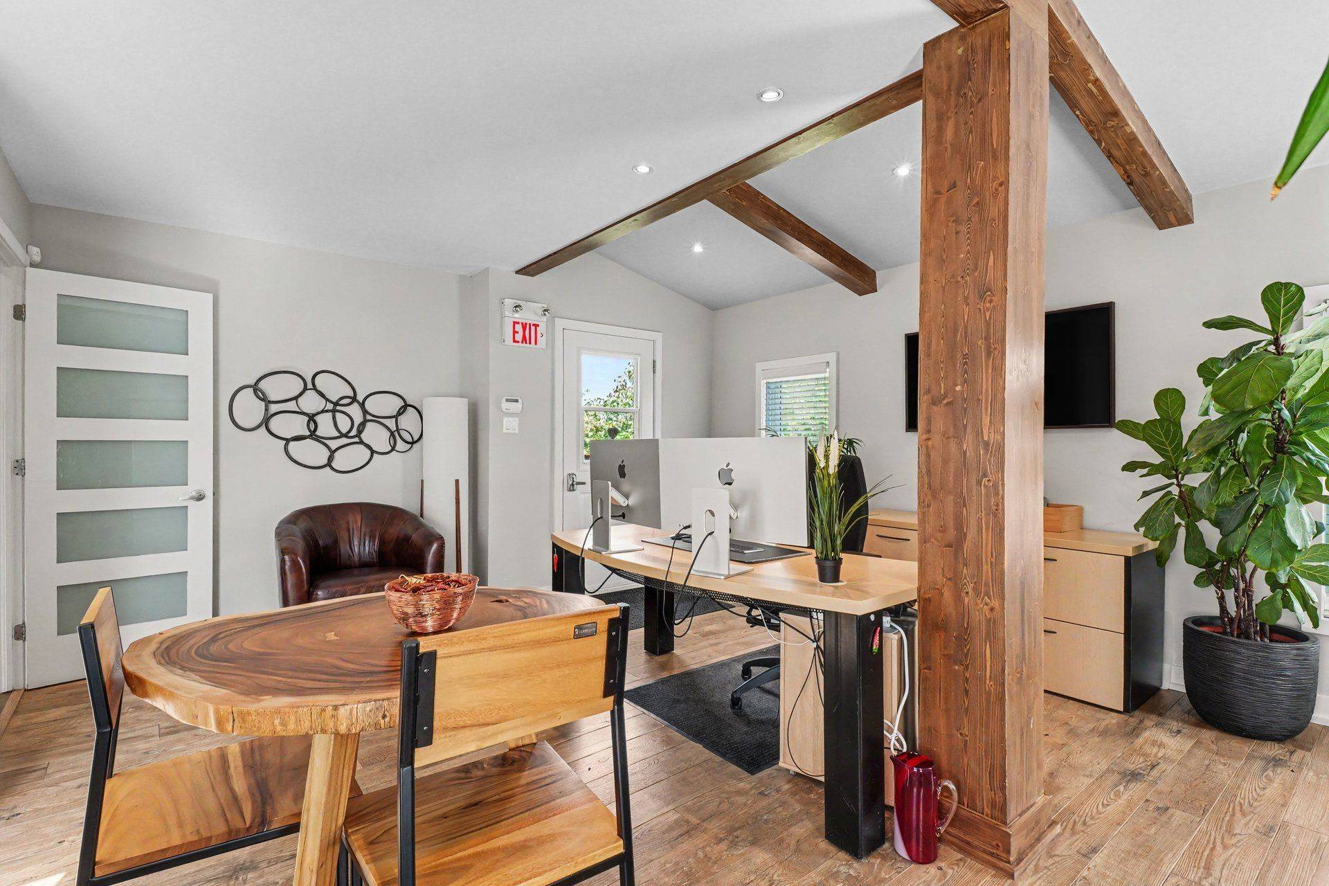 1343 Labrie AVE, Cyrville - Carson Grove - Pineview, ON K1B 3M2