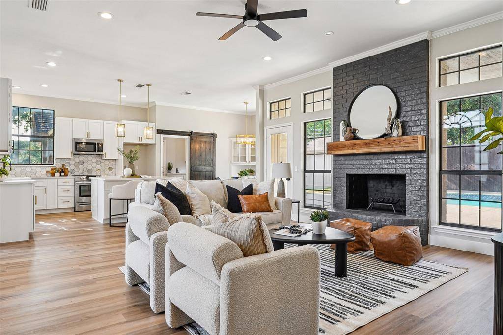 6006 Millwood Drive, Arlington, TX 76016