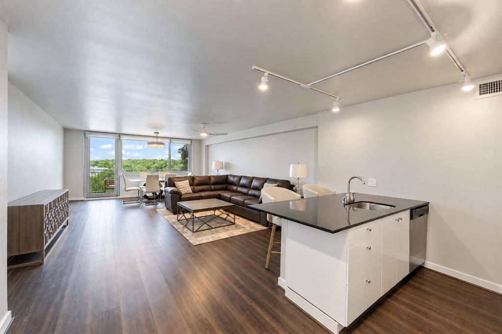 3883 Turtle Creek Boulevard #717, Dallas, TX 75219