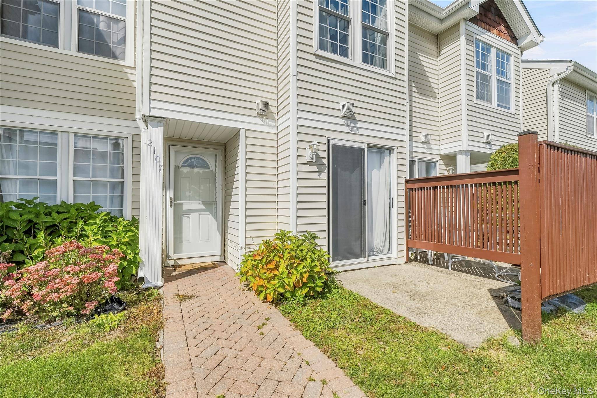 2107 Whispering HLS, Chester, NY 10918