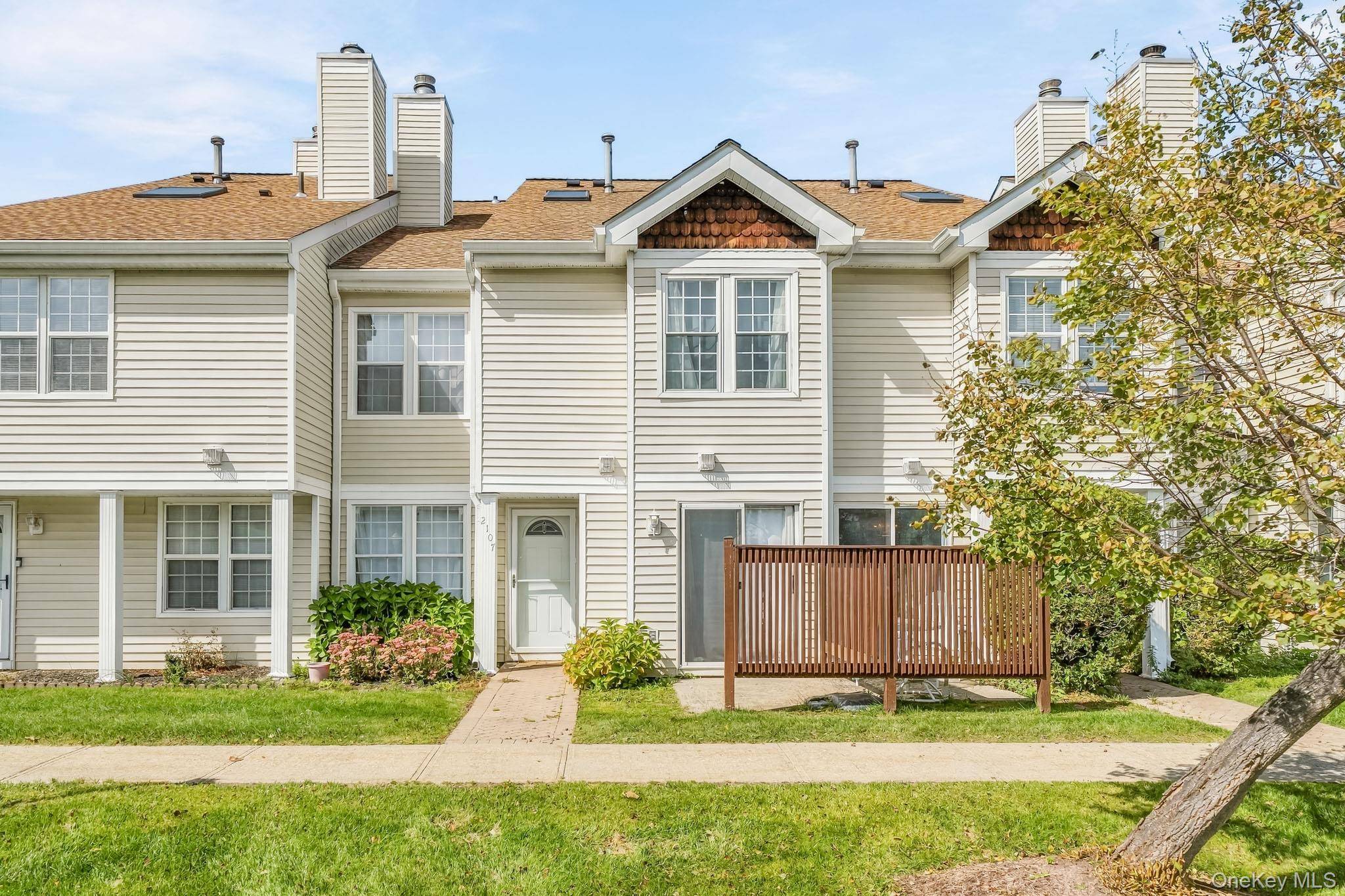 2107 Whispering HLS, Chester, NY 10918