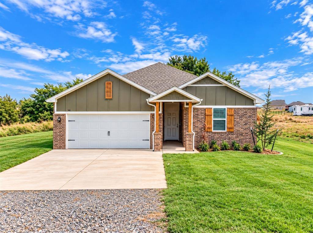 745 Cumberland DR, Guthrie, OK 73044
