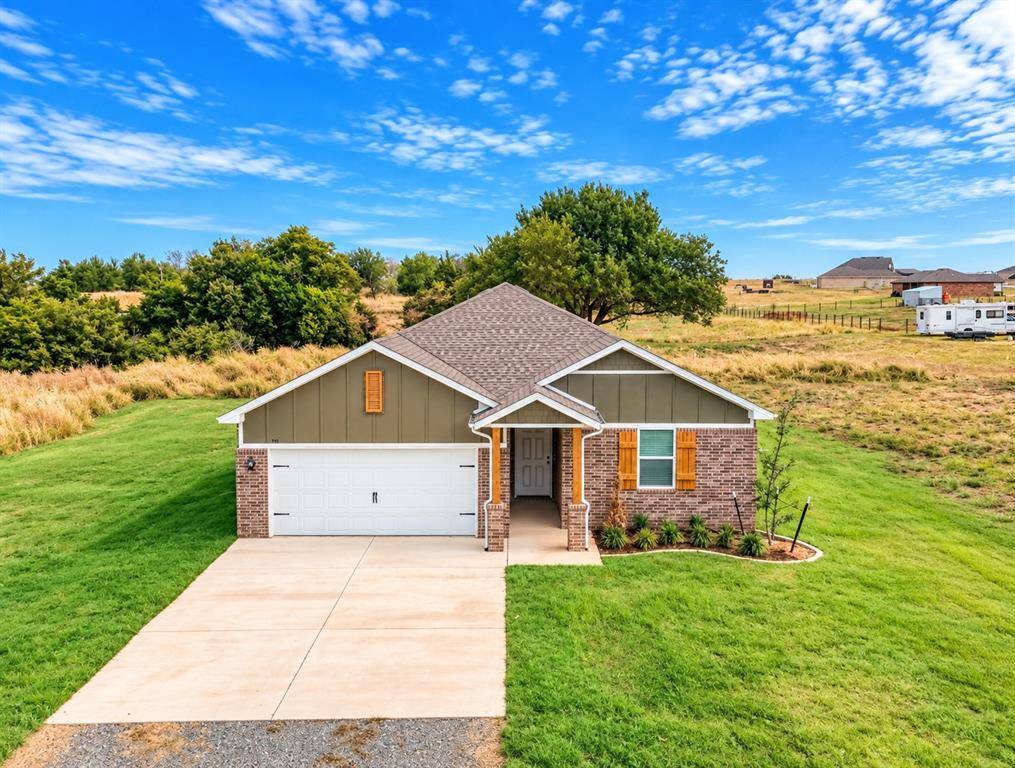 745 Cumberland DR, Guthrie, OK 73044