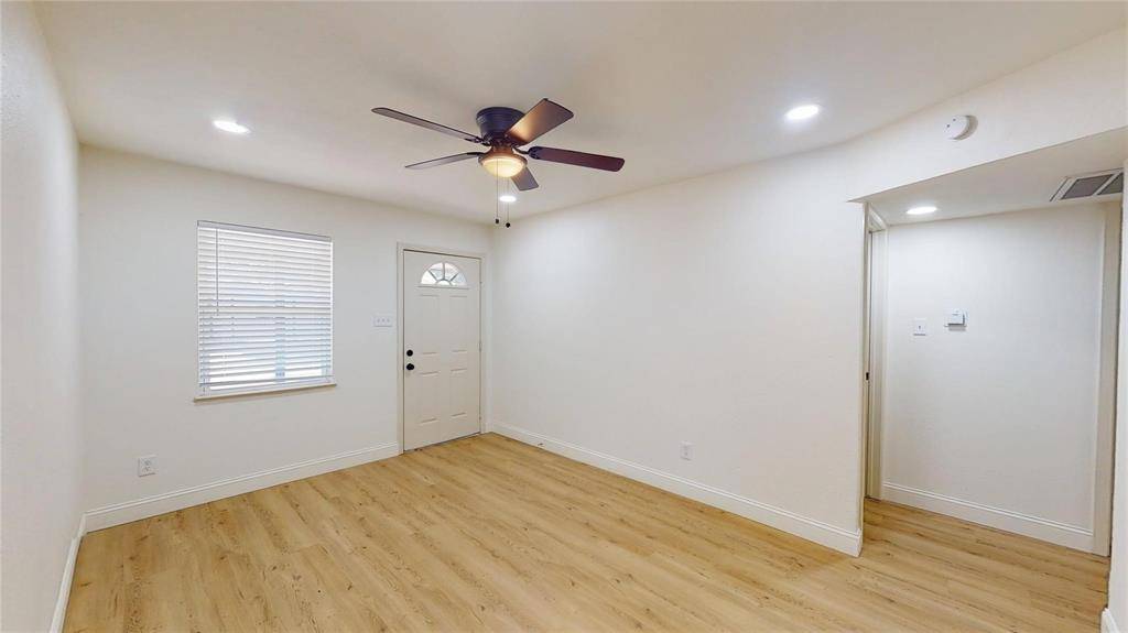 614 W Heard Street #12, Cleburne, TX 76033