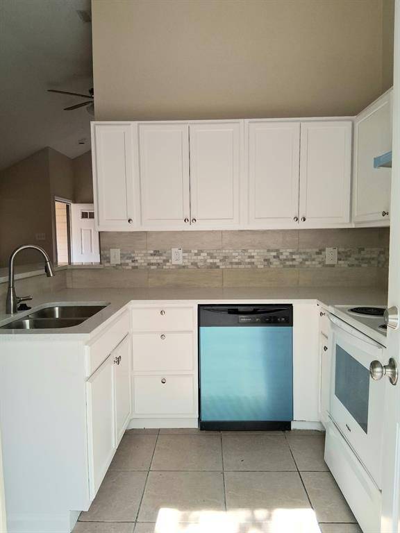 3208 Poplar Springs Lane, Dallas, TX 75227
