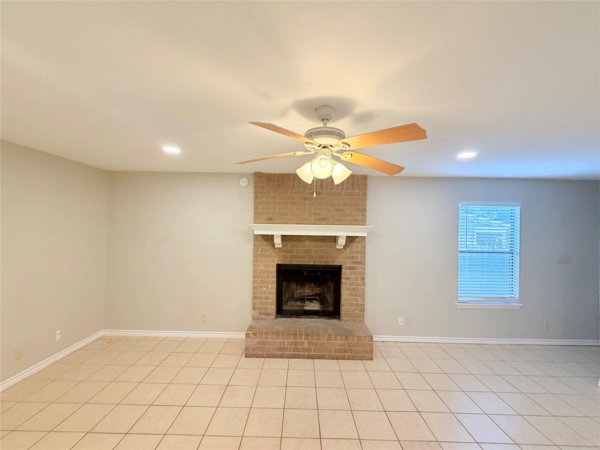 8806 Cainwood LN #B, Austin, TX 78729
