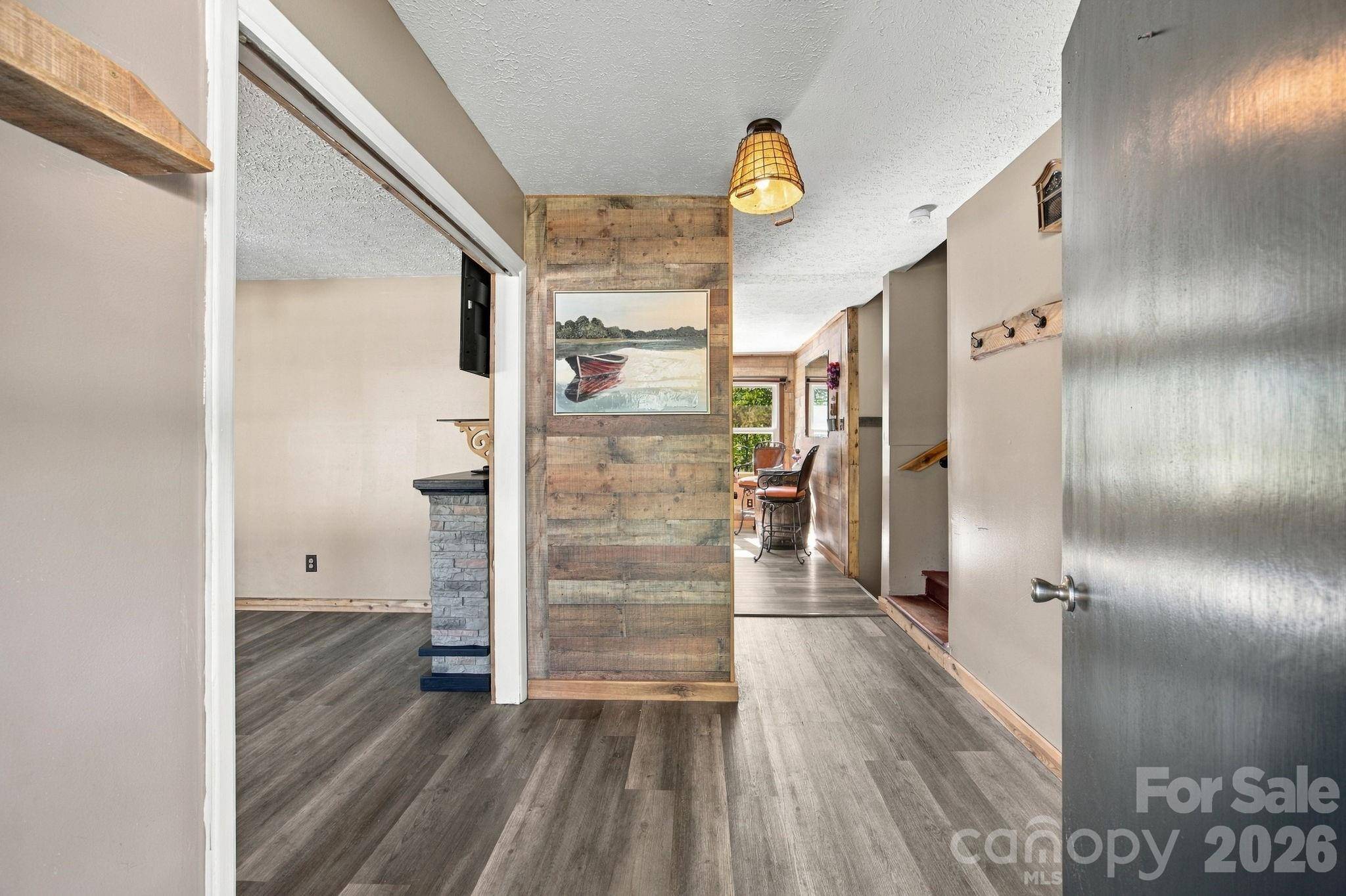 2935 Palmer PL, Hudson, NC 28638