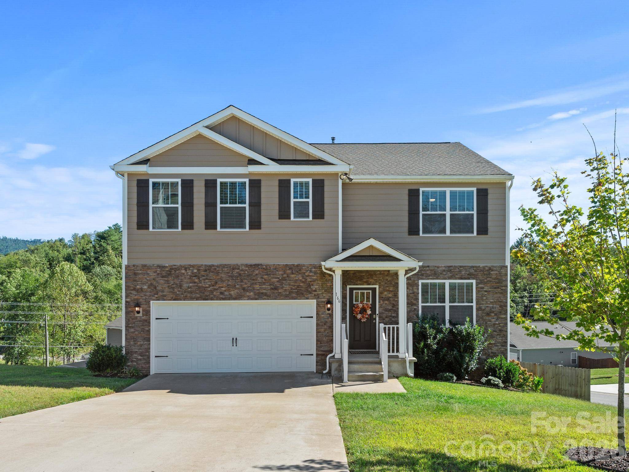 166 Amblers Knoll RD, Weaverville, NC 28787