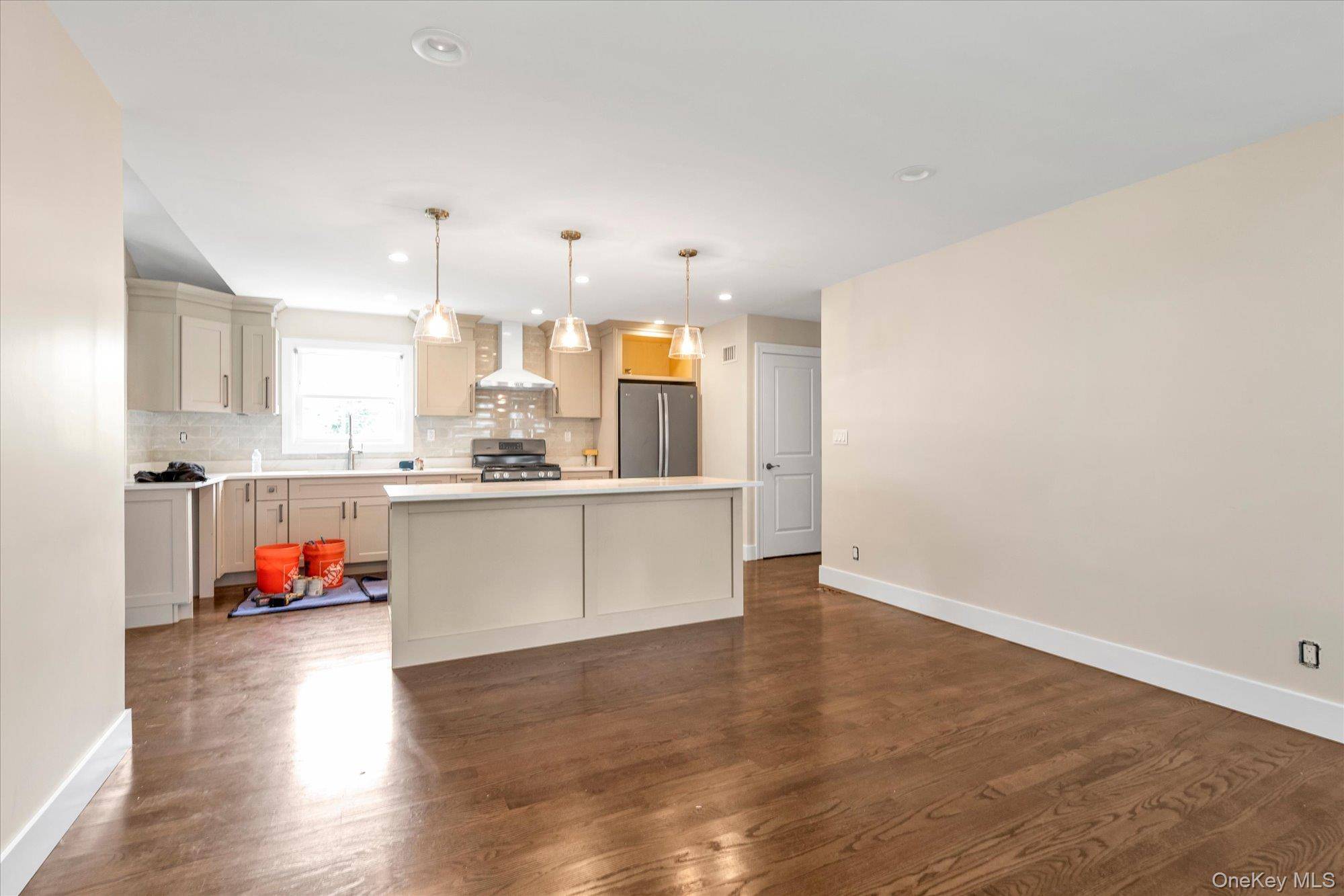 85 Clement, Glen Cove, NY 11542