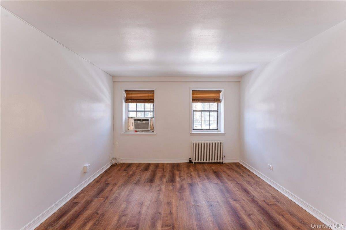 78-11 Main ST #1G, Flushing, NY 11367