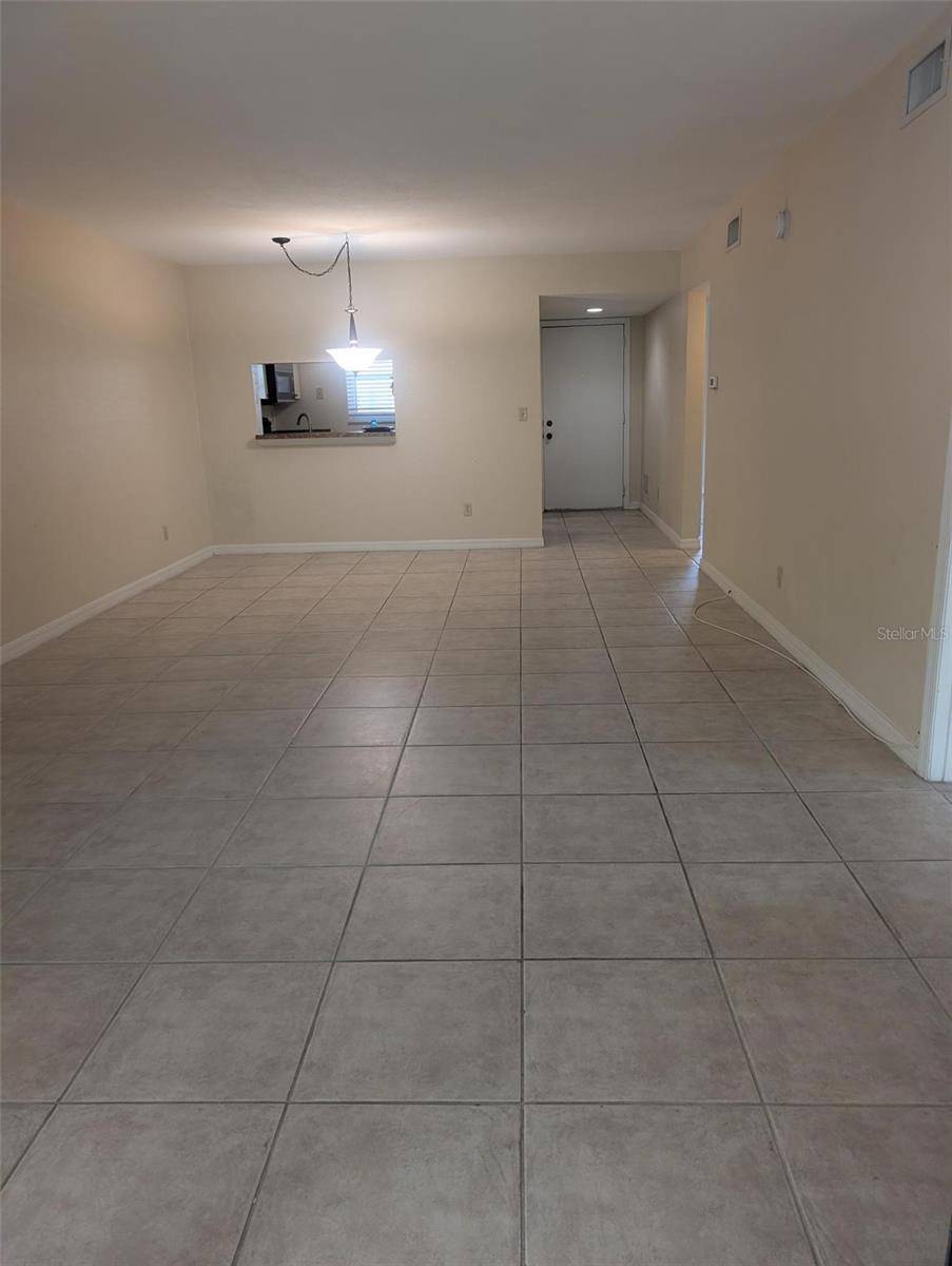 3044 EASTLAND BLVD #I101, Clearwater, FL 33761