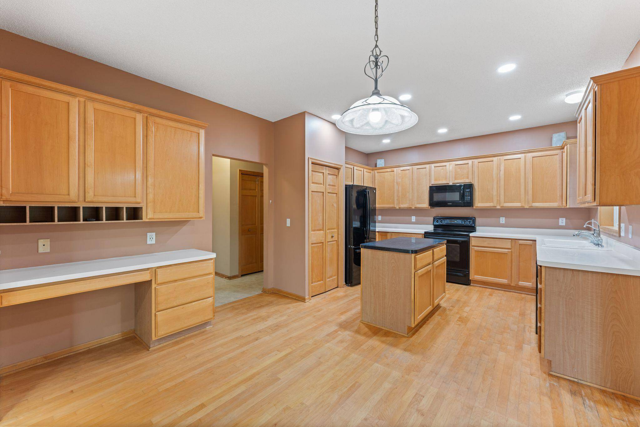 11841 86th AVE N, Maple Grove, MN 55369