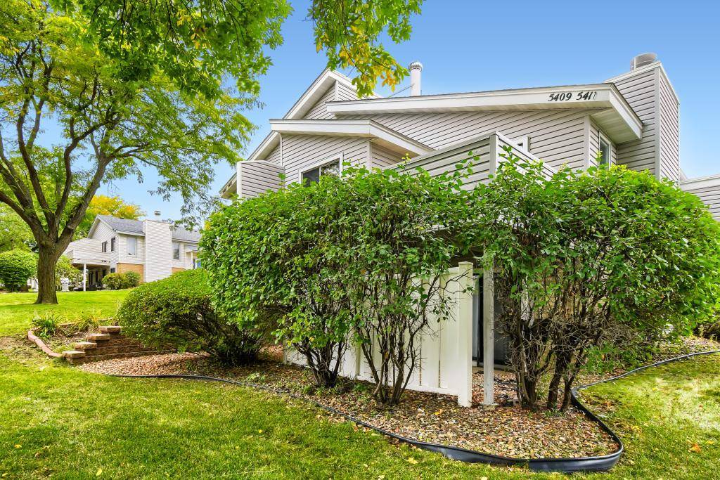 5409 Pompano DR, Minnetonka, MN 55343