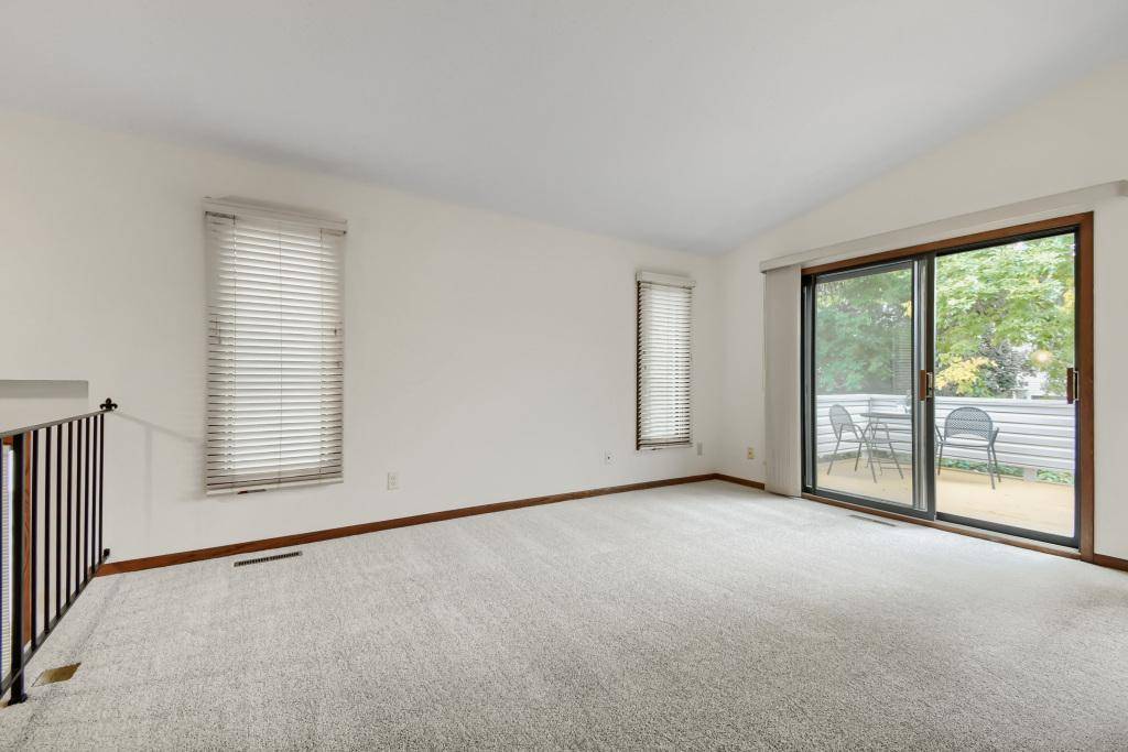 5409 Pompano DR, Minnetonka, MN 55343