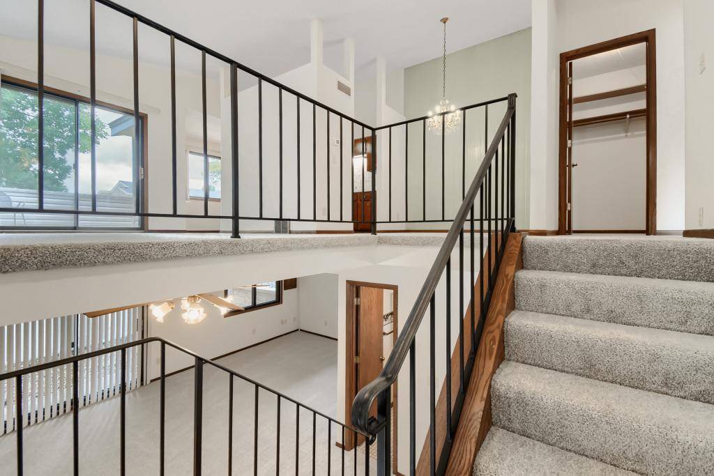 5409 Pompano DR, Minnetonka, MN 55343