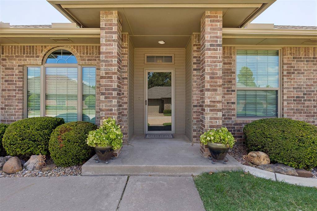 16013 Sonoma DR, Edmond, OK 73013