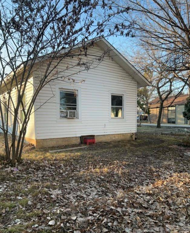 307 W Main Street, Pilot Point, TX 76258