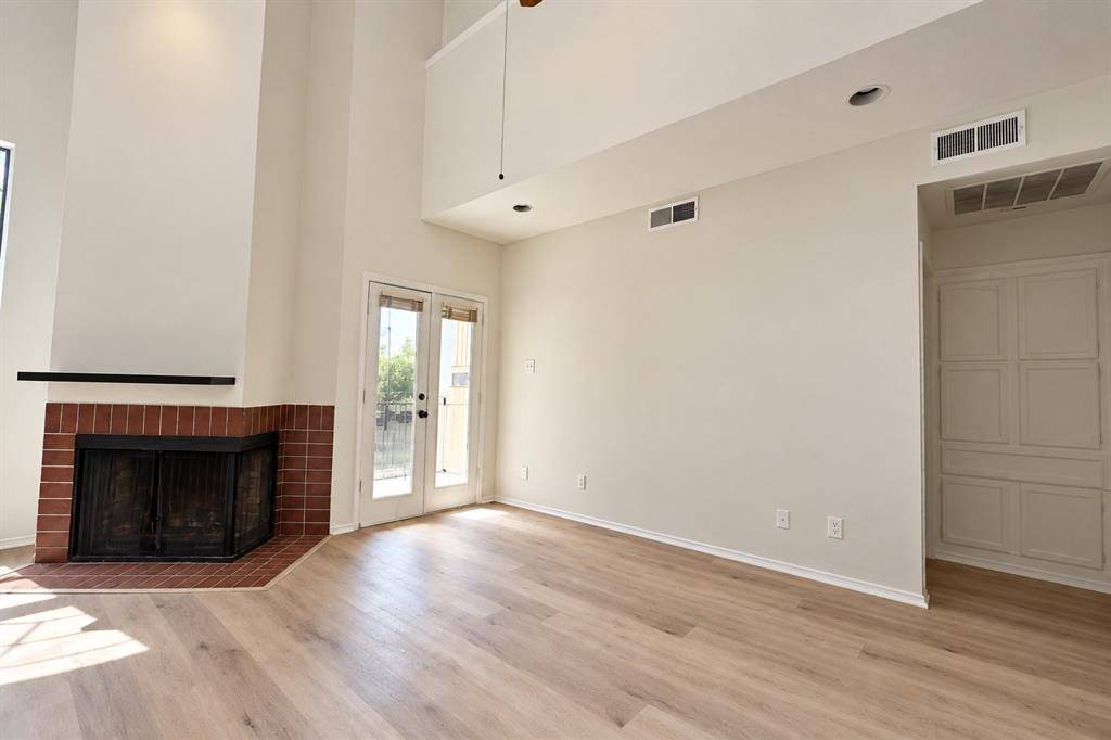 4414 Point Boulevard #216, Garland, TX 75043
