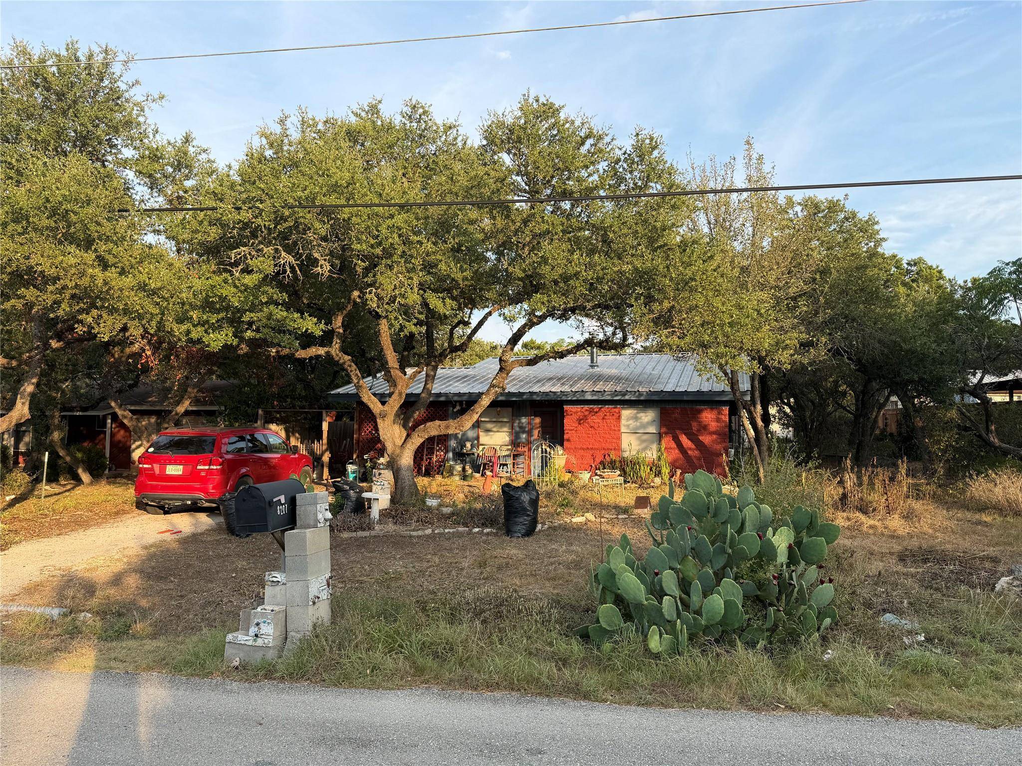 8207 Williamson Creek DR, Austin, TX 78736