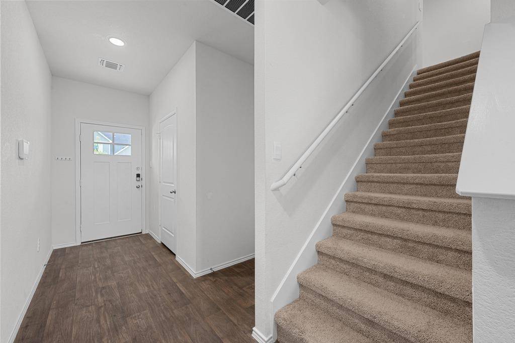 164 Frogmore LOOP, Kyle, TX 78640