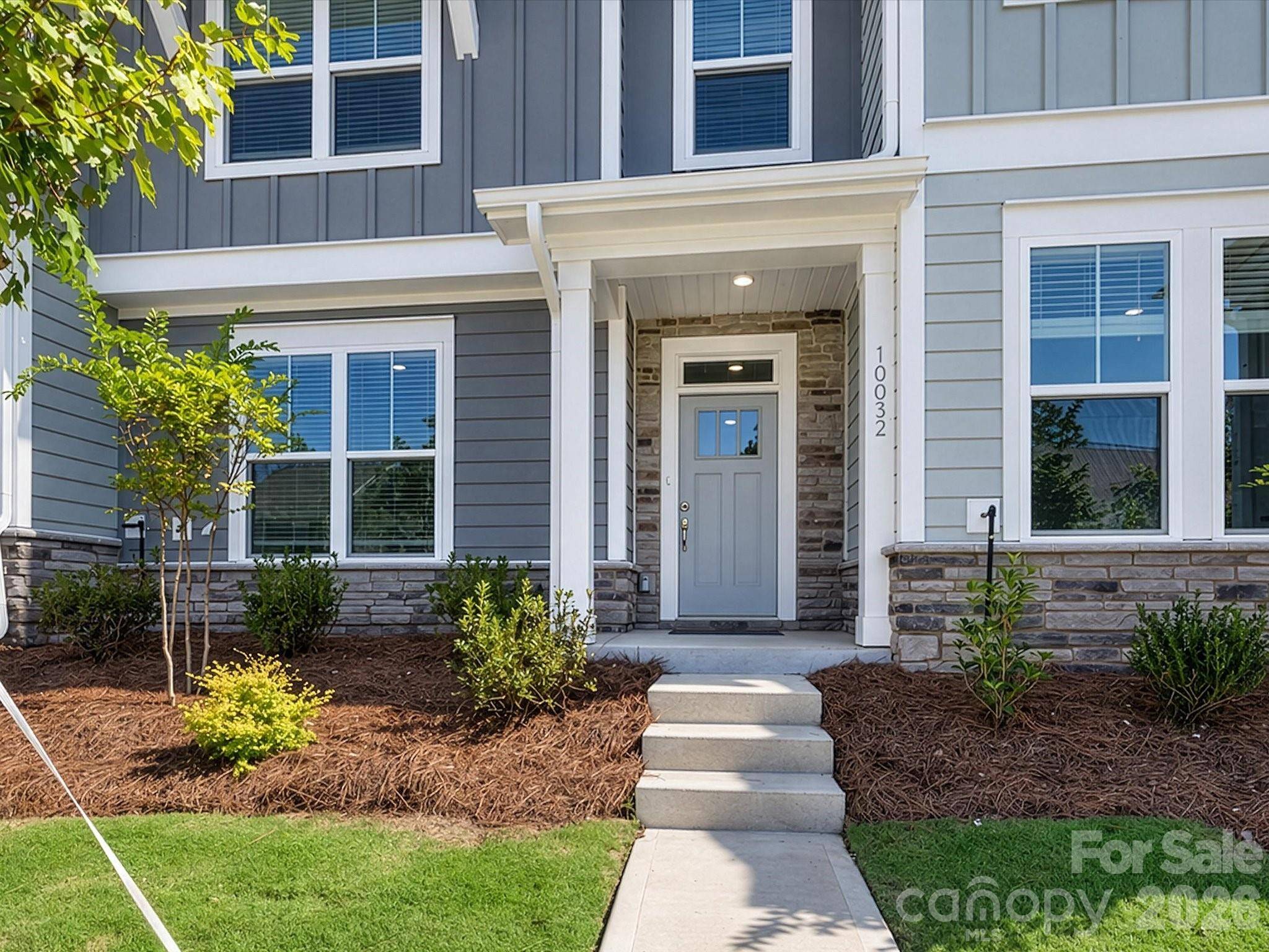 10032 Mamillion DR, Huntersville, NC 28078