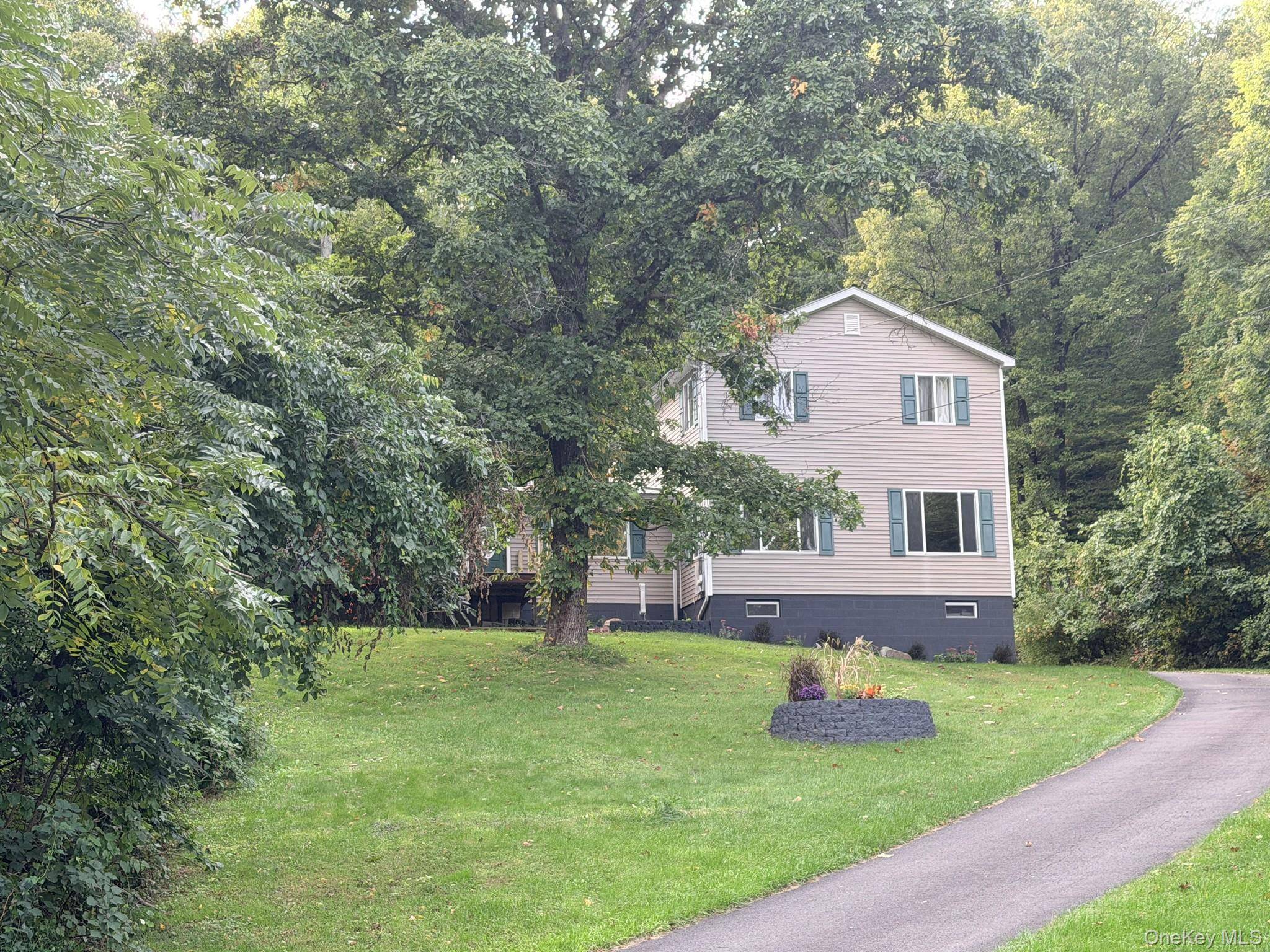 124 Lily Lake RD, Highland, NY 12528