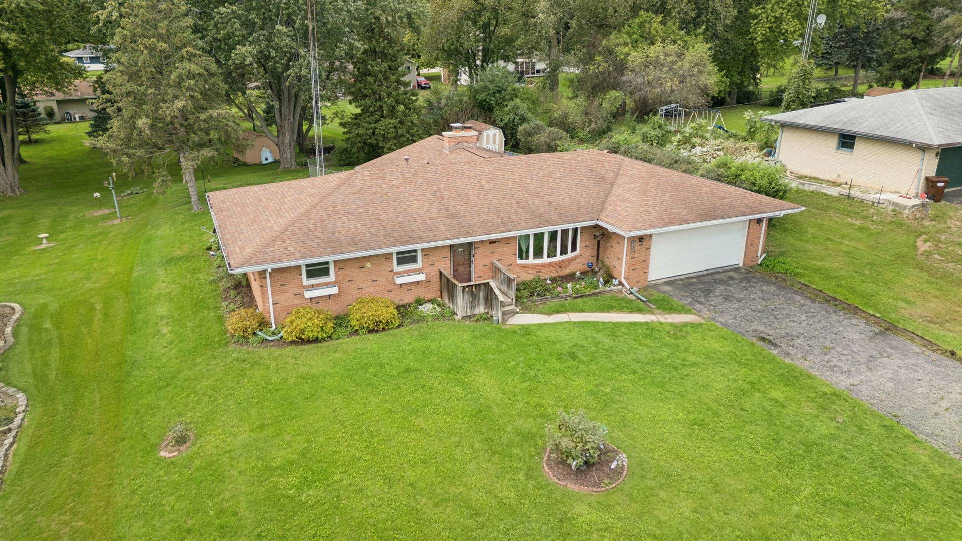 8598 Olson RD, Belvidere, IL 61008