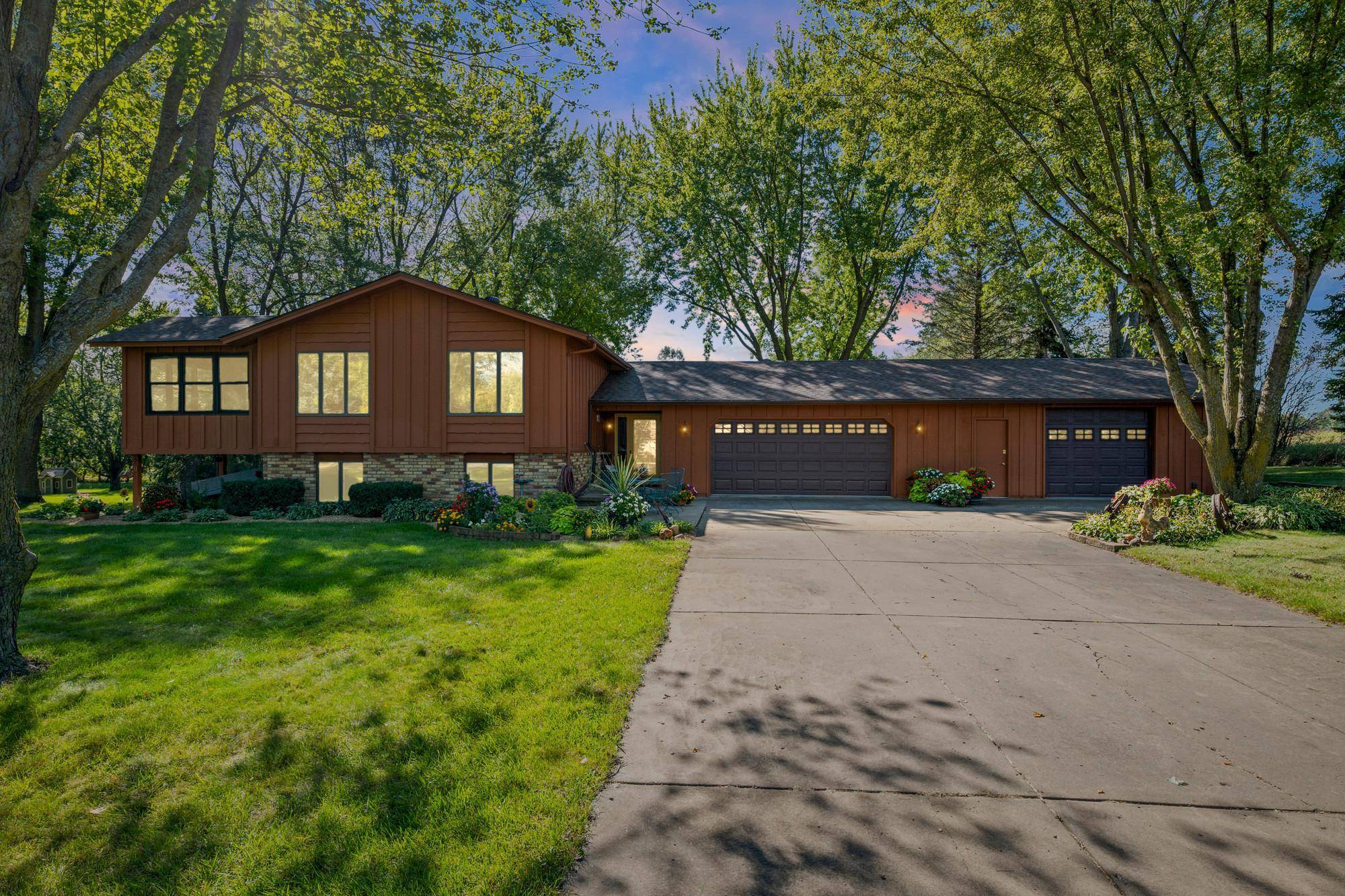 22465 Rush Creek DR, Rogers, MN 55374