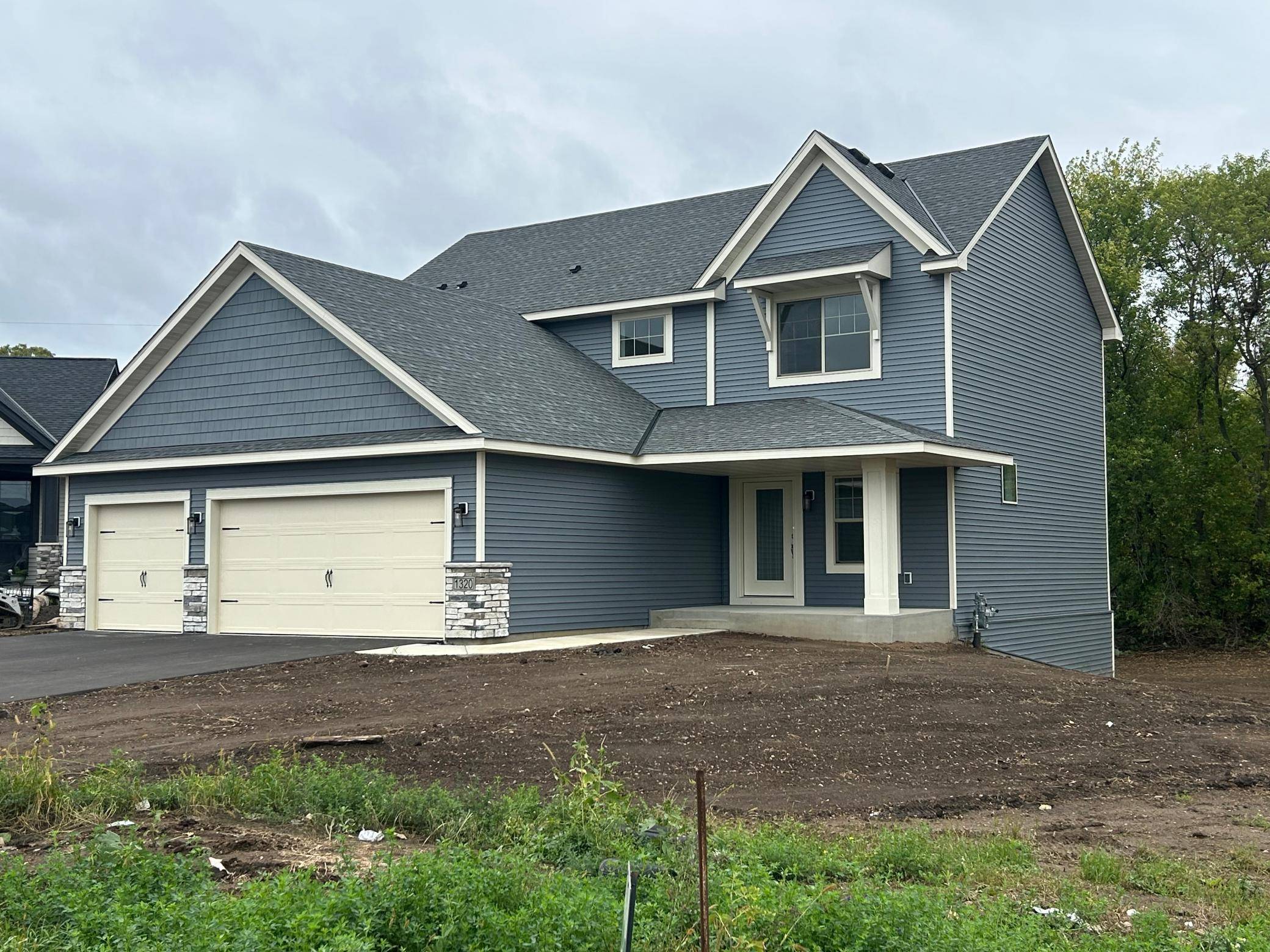 1320 136th CIR E, Rosemount, MN 55068