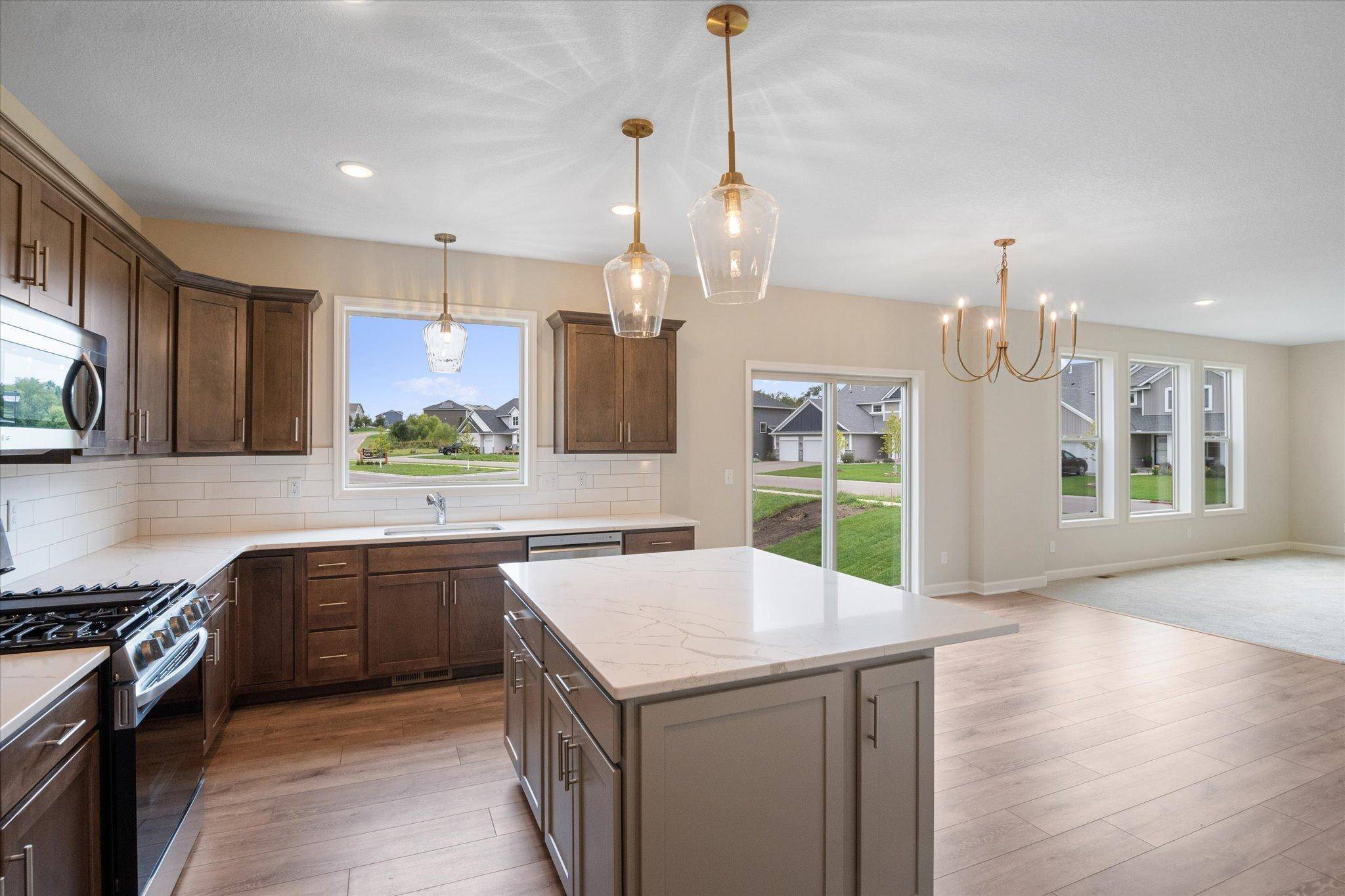 8082 180th Street W, Lakeville, MN 55044