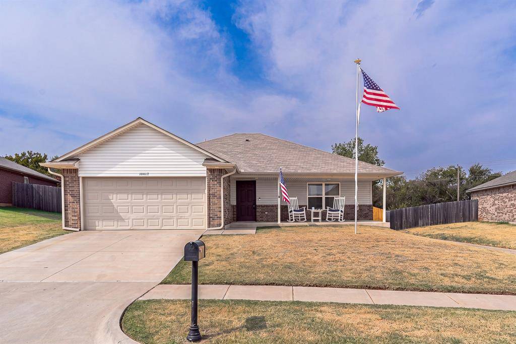 10017 Wessex DR, Yukon, OK 73099