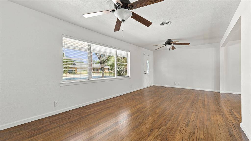 5412 Palmer Drive, Haltom City, TX 76117
