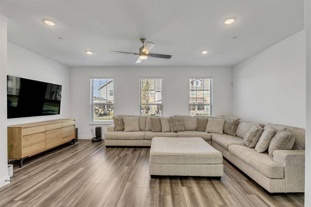 2654 Settlers Place, Garland, TX 75042