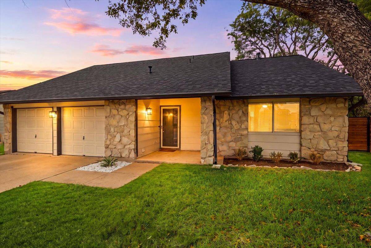13010 Lamplight Village Ave, Austin, TX 78727