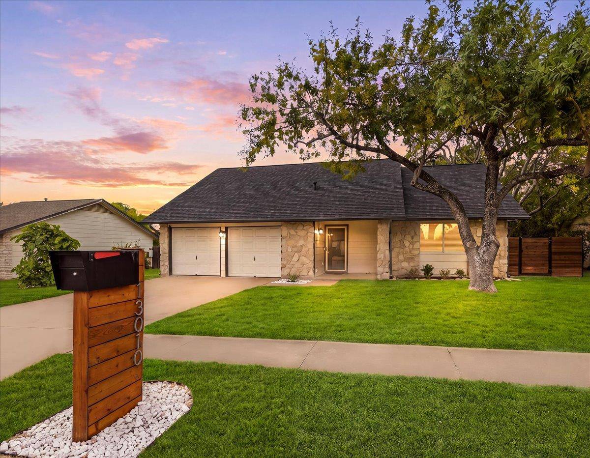 13010 Lamplight Village Ave, Austin, TX 78727