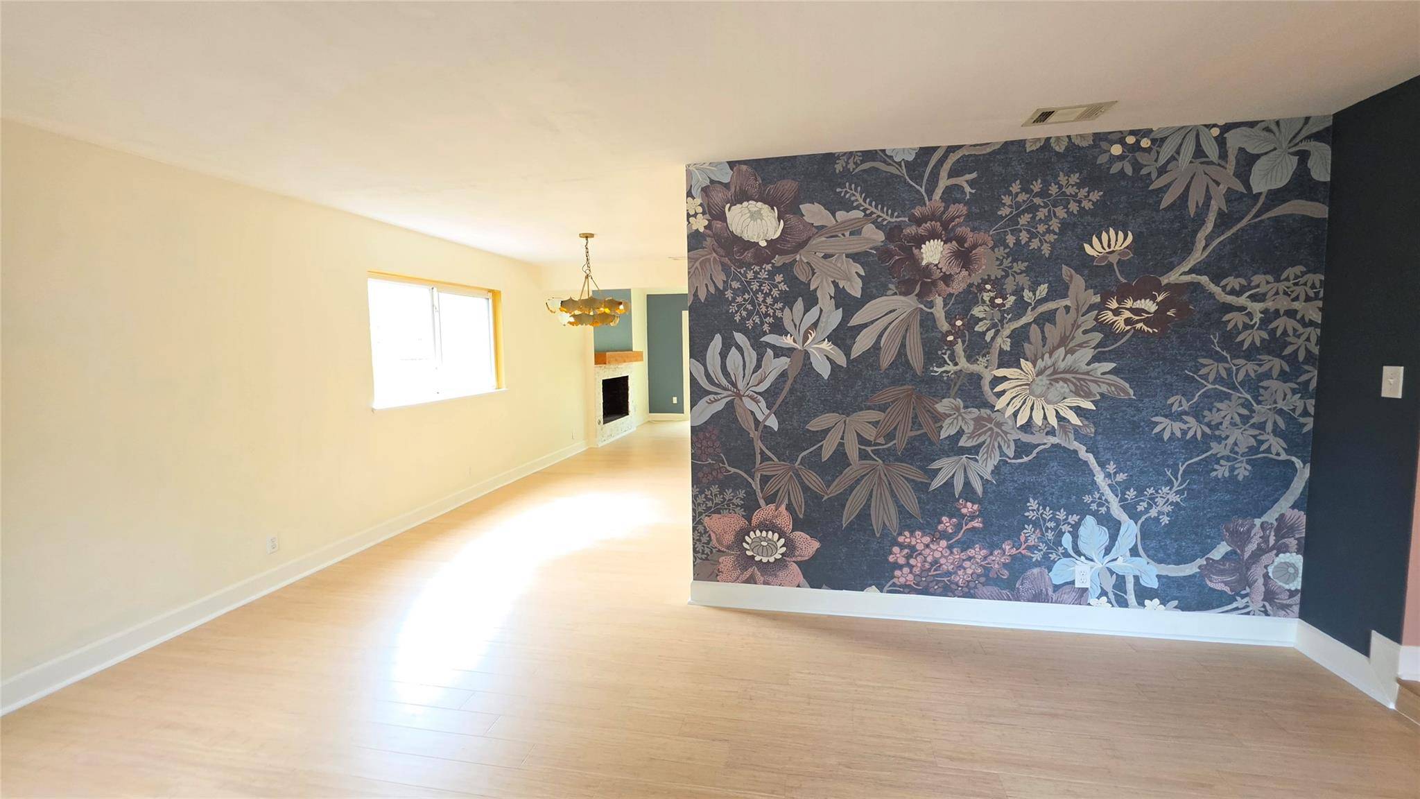 3205 Loyola LN, Austin, TX 78723