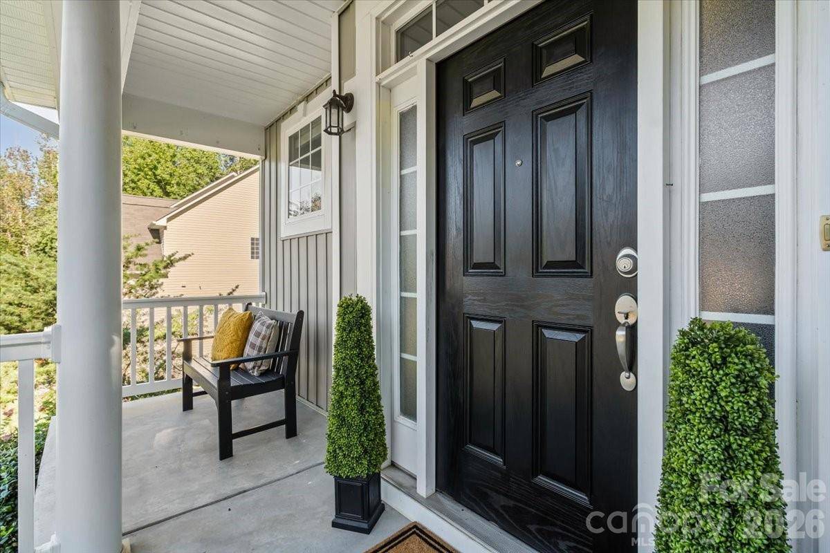 1135 Brookdale LN, Stanley, NC 28164