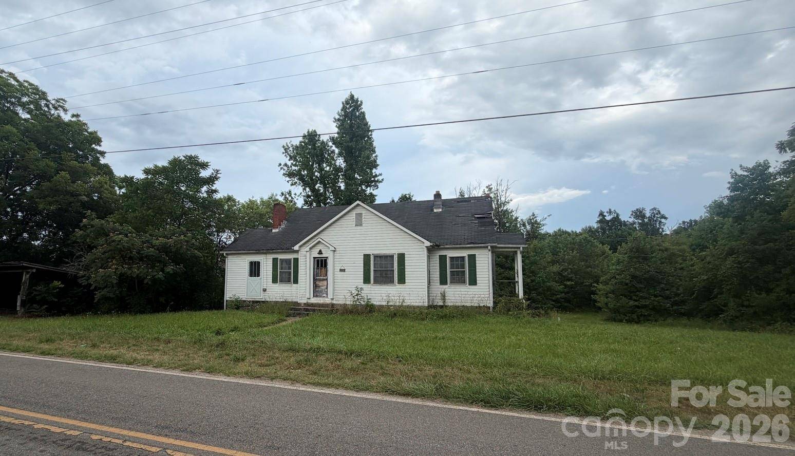 2939 Old Morganton RD, Lenoir, NC 28645