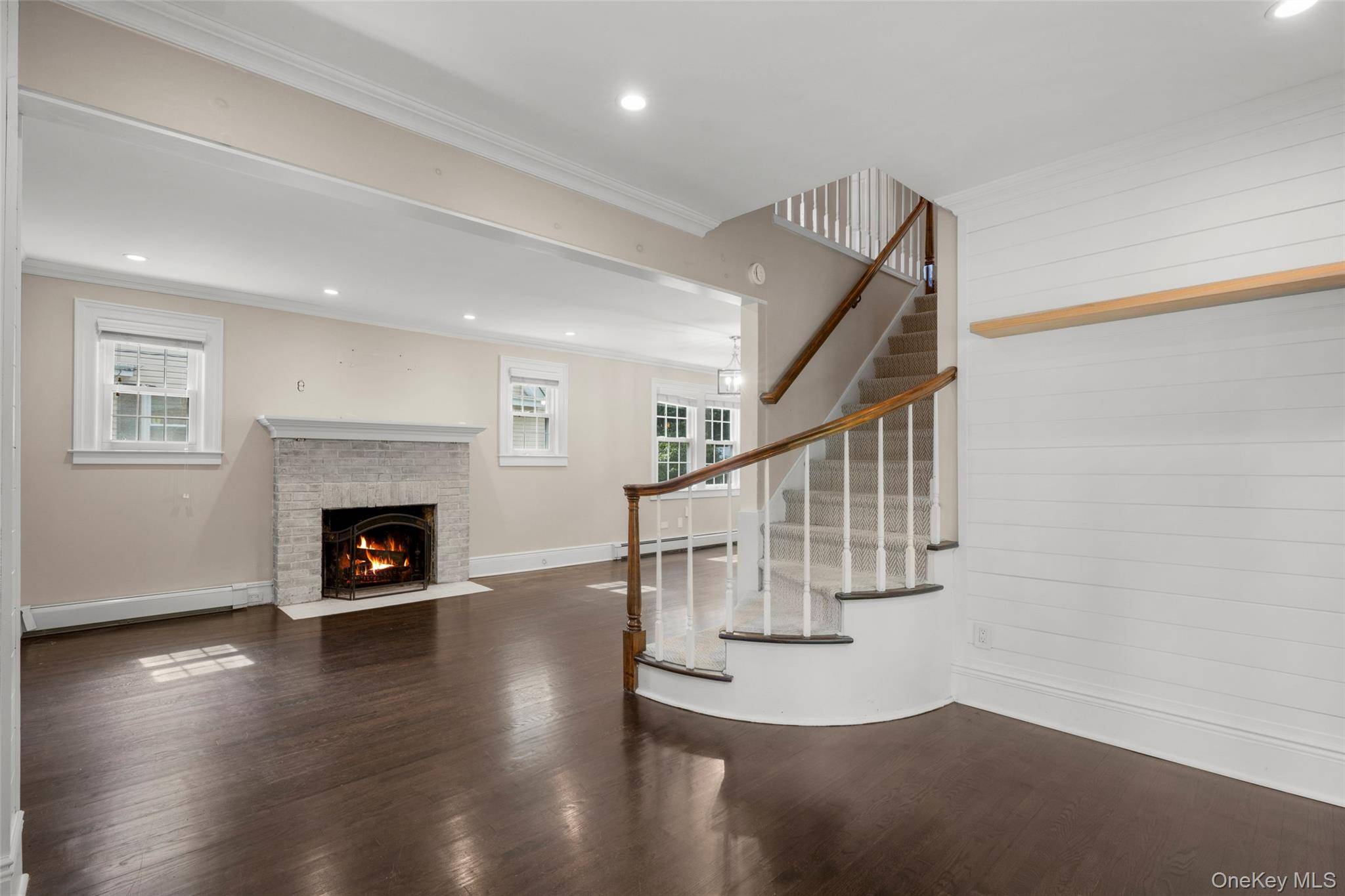 81 Chestnut AVE, Pelham, NY 10803