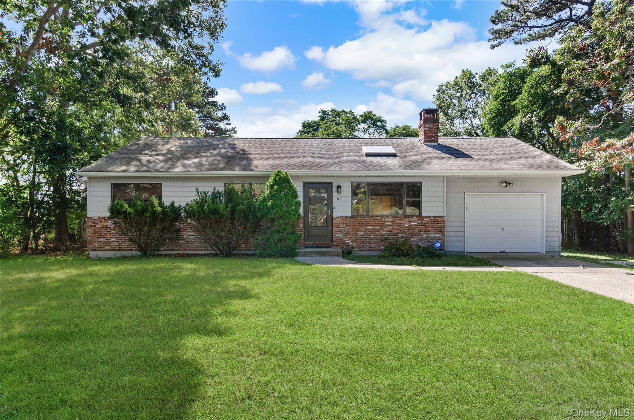 82 Argonne RD, Hampton Bays, NY 11946