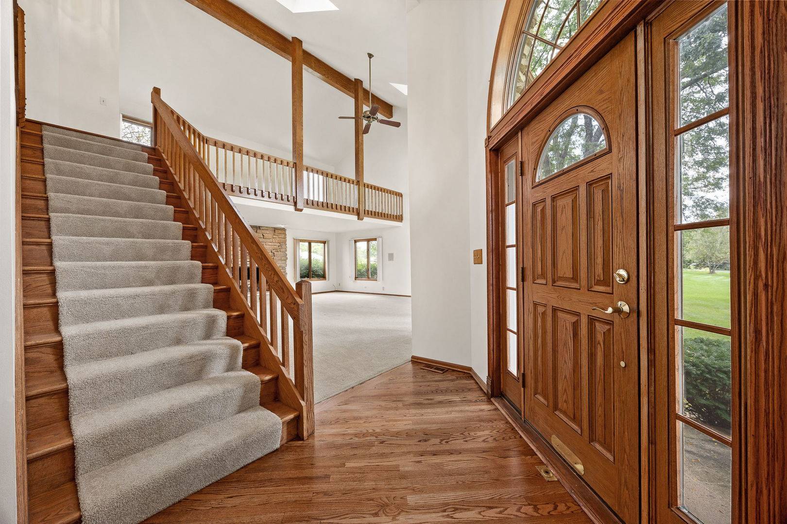 9S041 Stearman DR, Naperville, IL 60564