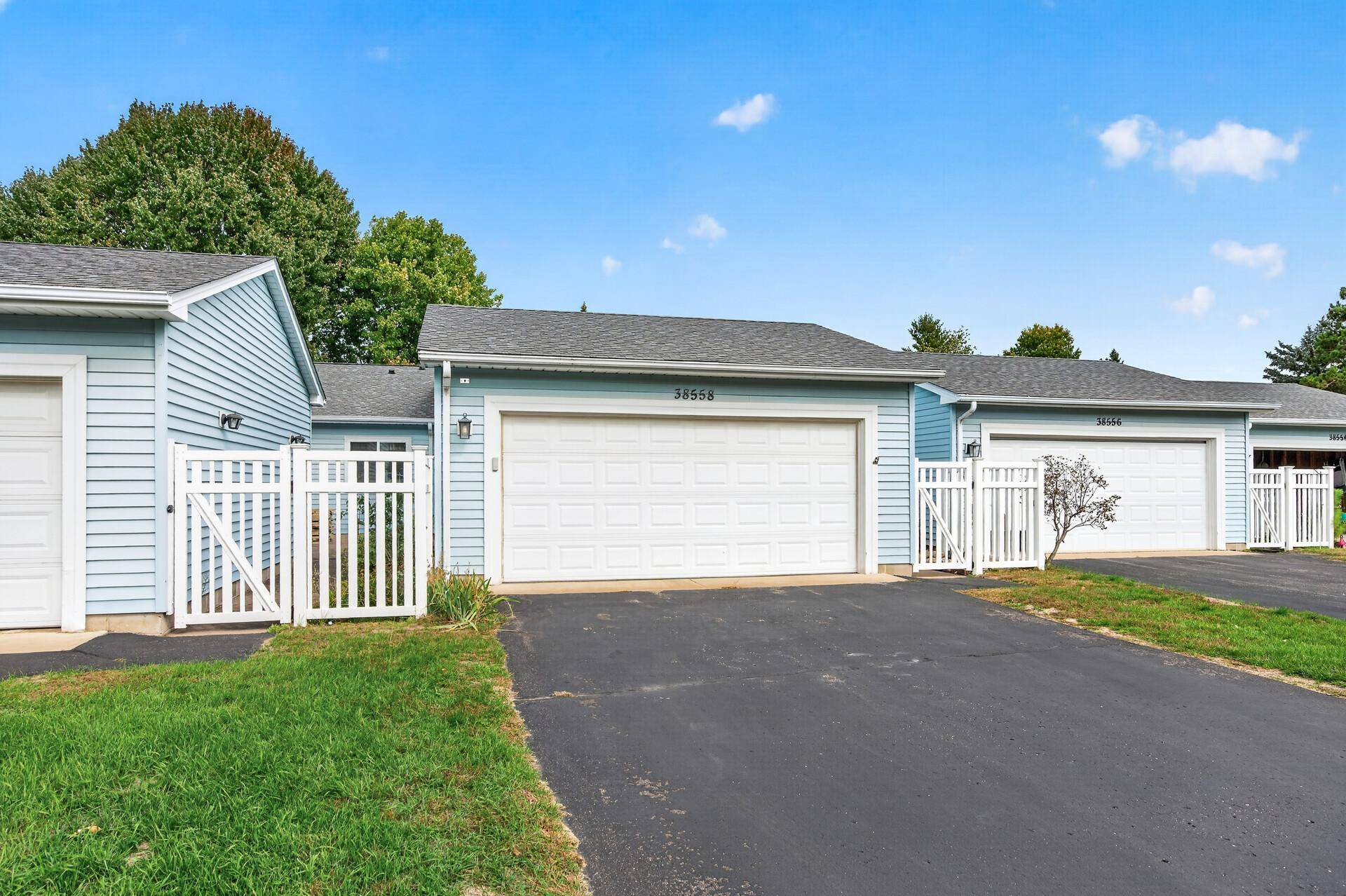 38558 Grand AVE, North Branch, MN 55056