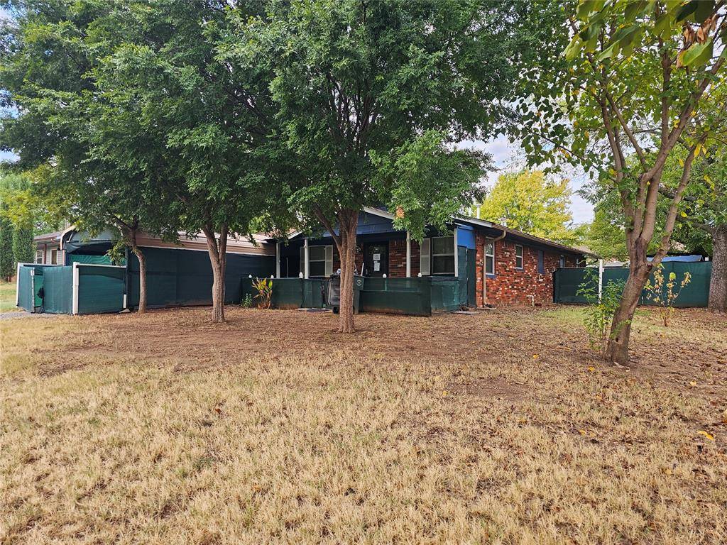 1417 S East AVE, Pauls Valley, OK 73075