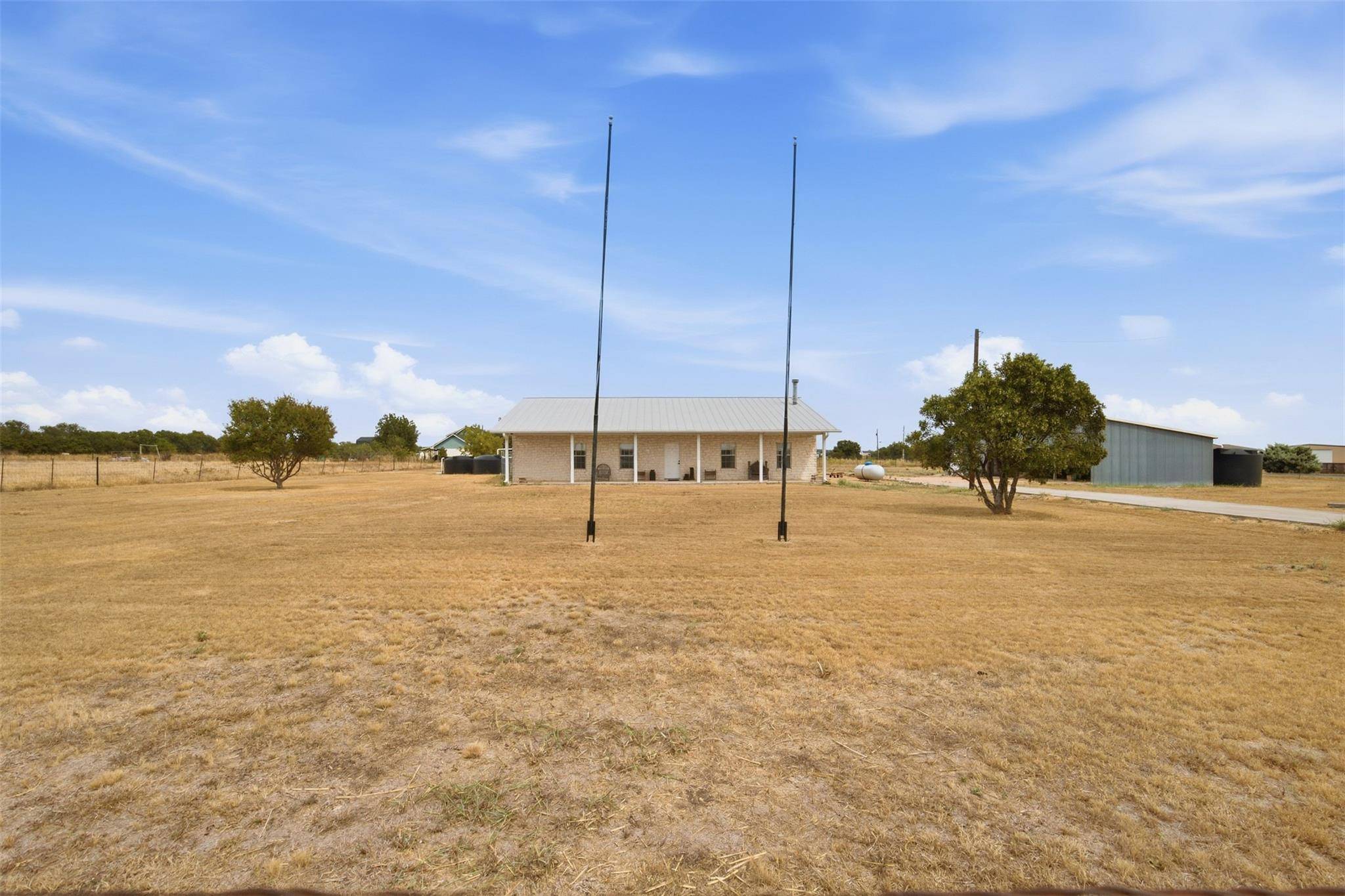725 County Road 124, Georgetown, TX 78626