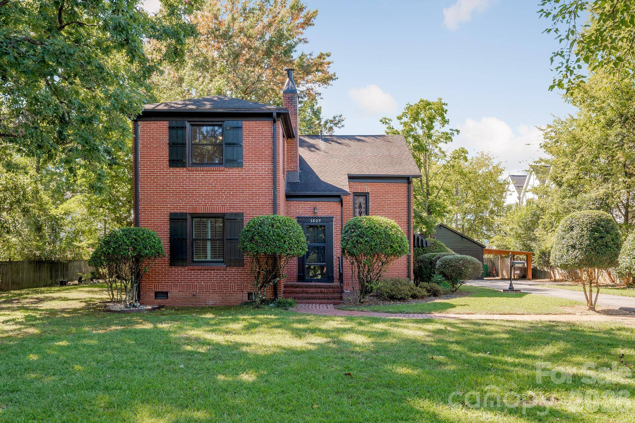 3809 Tuckaseegee RD, Charlotte, NC 28208
