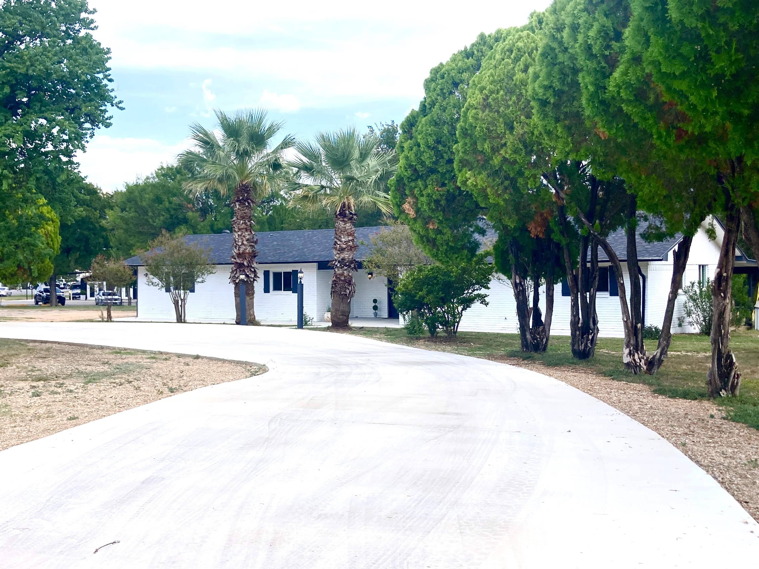 1503 BLUEBONNET, Marble Falls, TX 78654