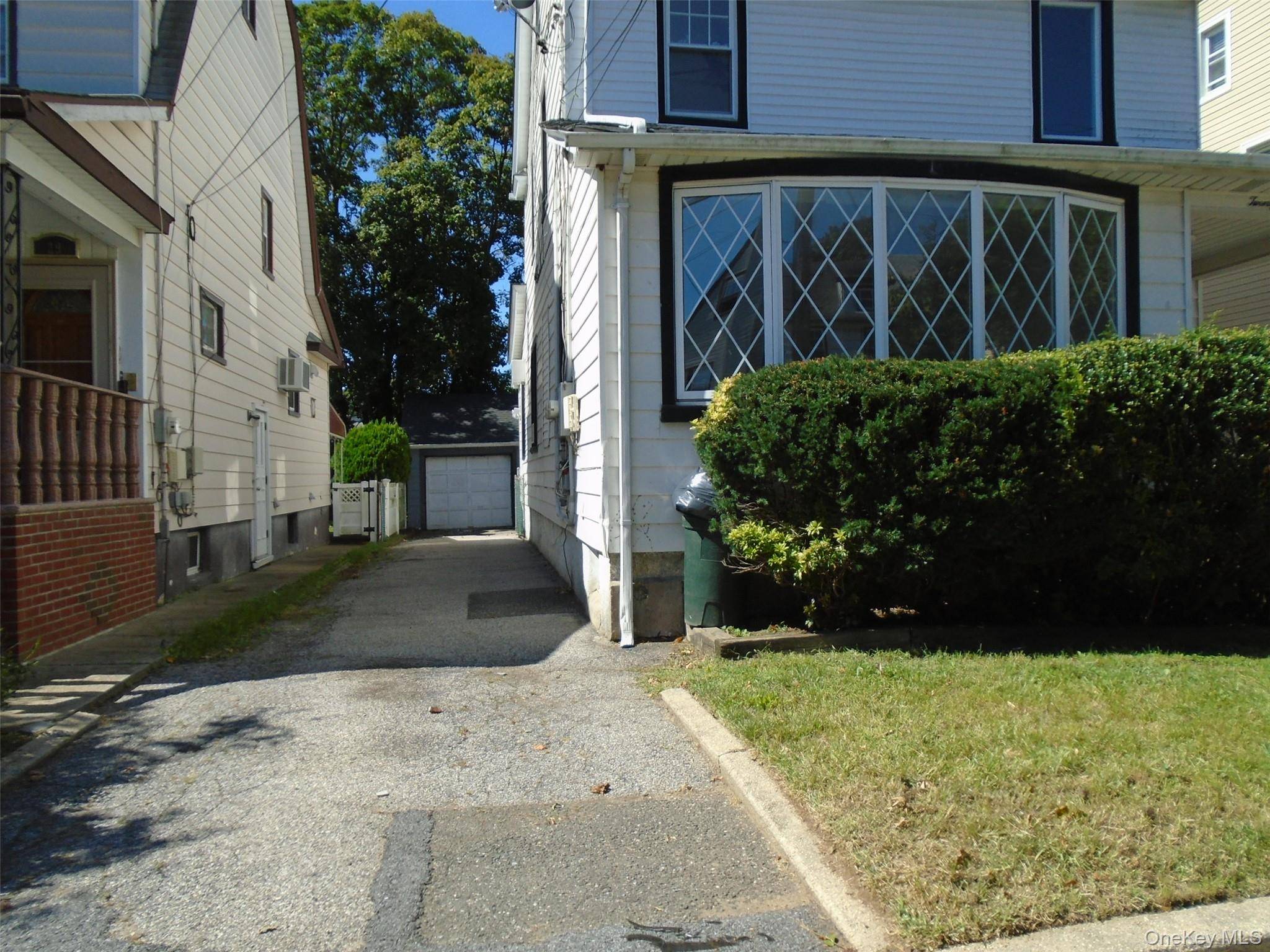 27 Starks PL #Fl. 1, Lynbrook, NY 11563