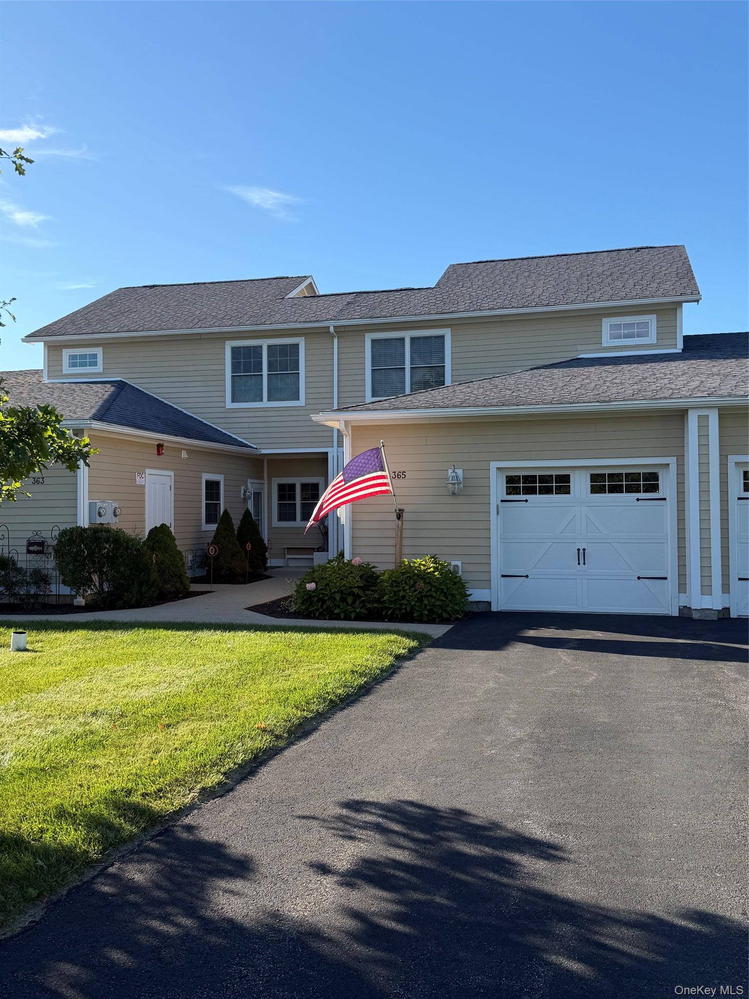 365 Ivy TRL, Rhinebeck, NY 12572