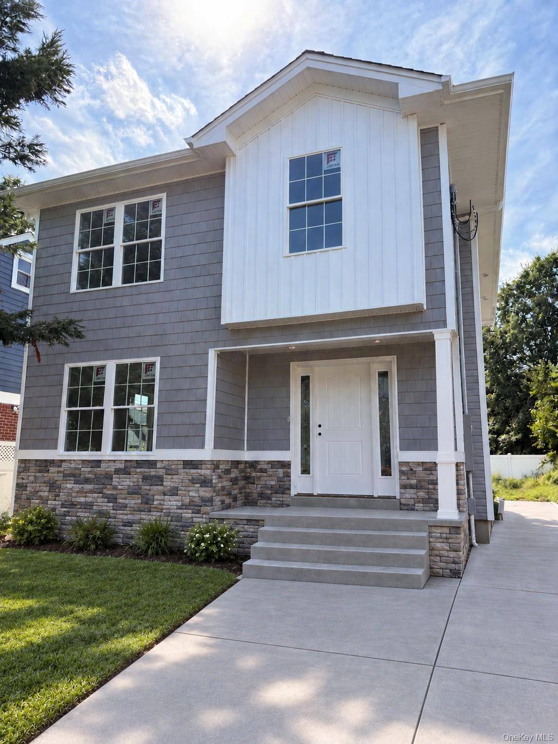 71 Broadfield RD, Hempstead, NY 11550