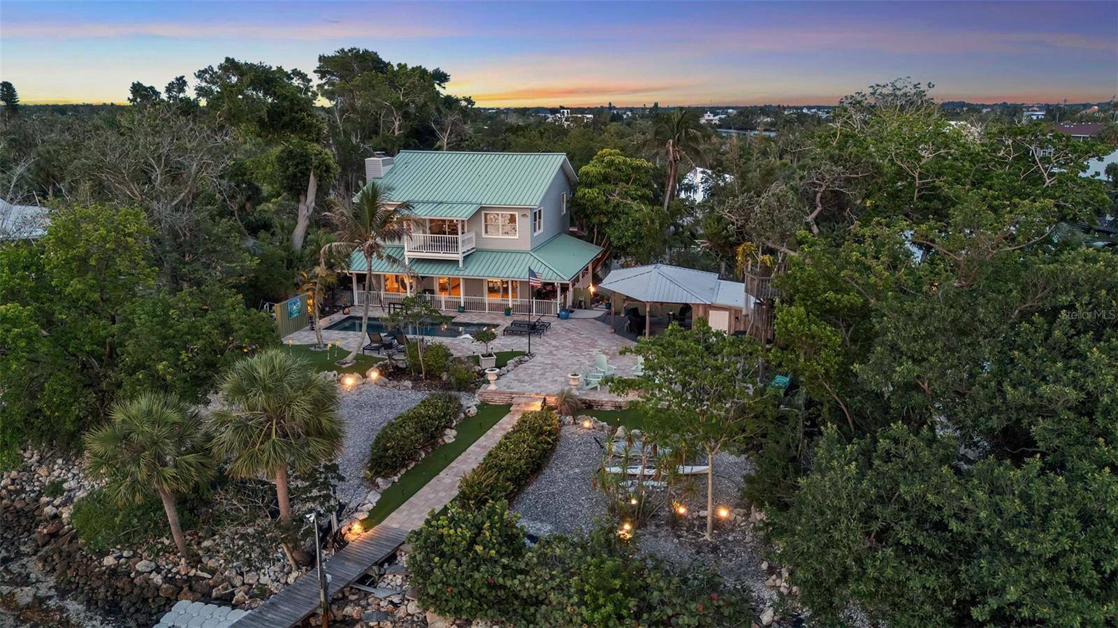70 MOUND PL, Terra Ceia, FL 34250